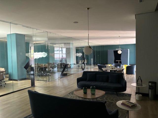 The Modernist Haven Apartamento